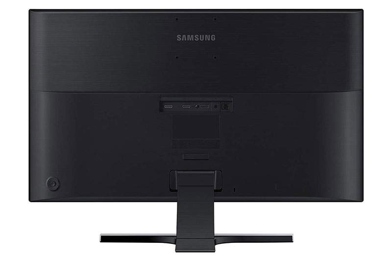 Samsung U28E590D Recensione 6 Retro del samsung u28e570D monitor 4k per giocare