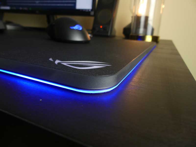 Asus ROG Balteus QI - Recensione 5 ASUS ROG Balteus Qi 1