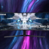 Monitor da gaming che fluttua su uno sfondo fantascentifico ad indicare l'evoluzione tecnologica di questi prodotti